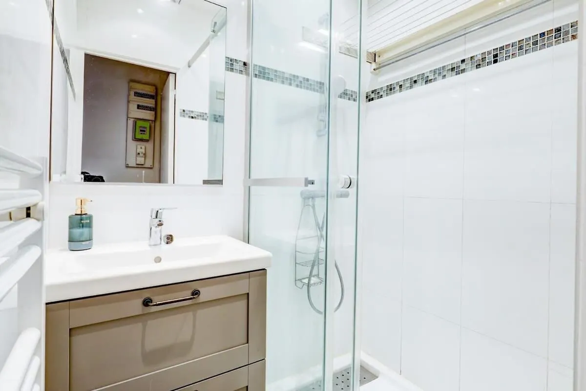 Arc De Triomphe - Cityapartmentstay * París